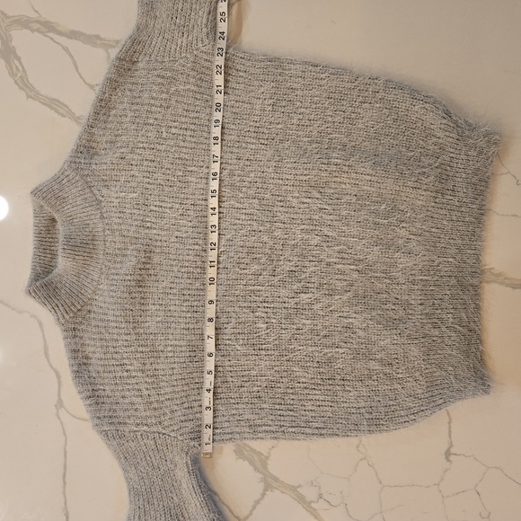 Lush Womens Bell Sleeve Pullover Knit Sweater Gray Size Small - Picture 8 of 11